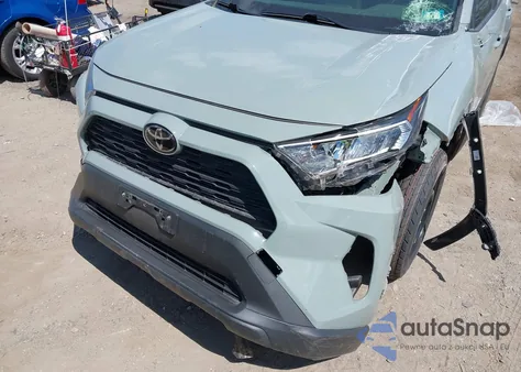 2019 Toyota Rav4 Xle from USA, damaged, VIN JTMP1RFV8KD030054